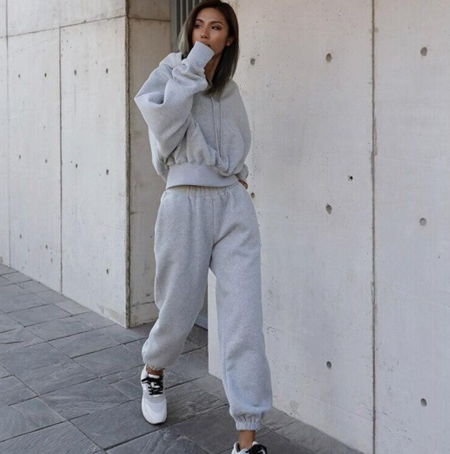 Hooded sweater casual suit